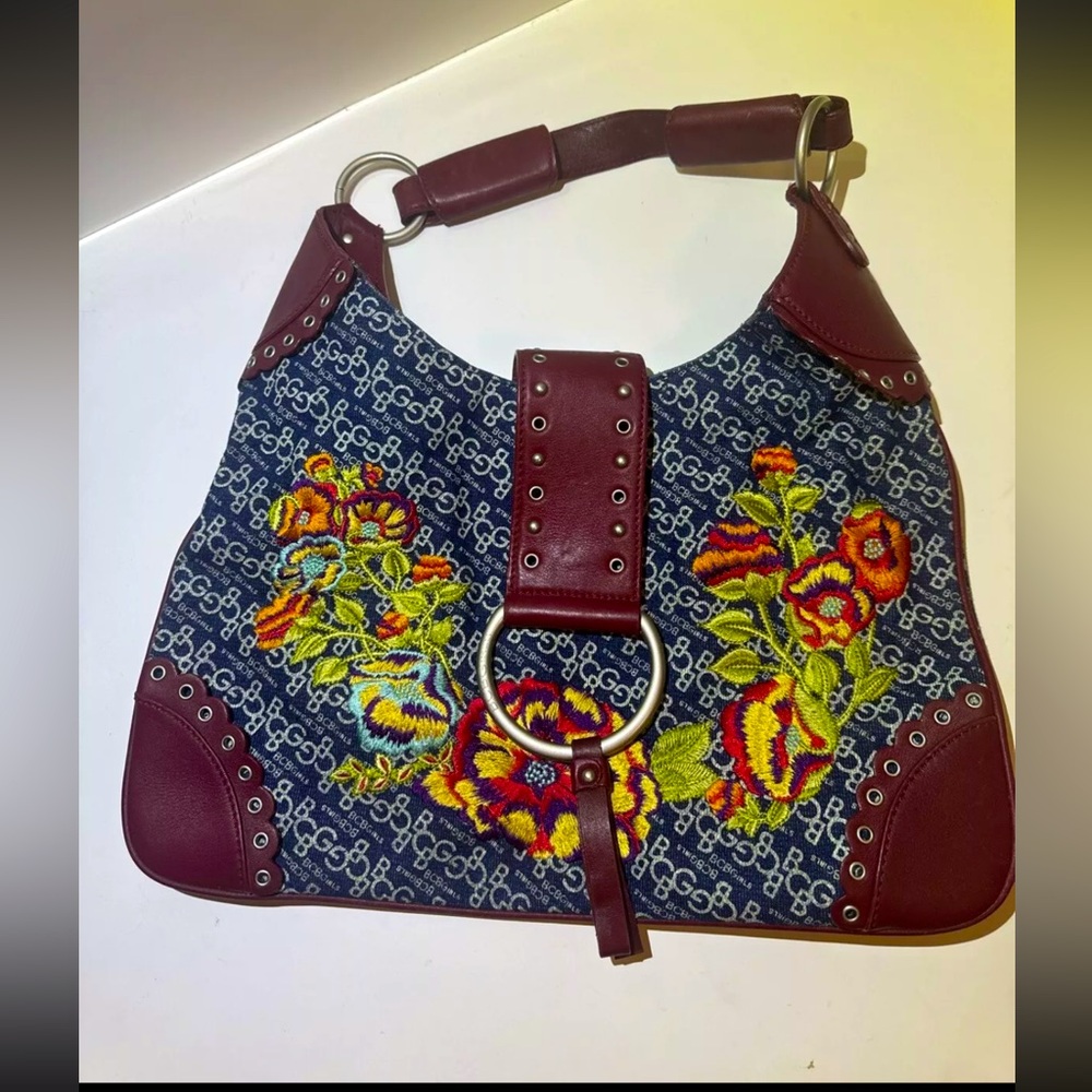 Adorable Y2K dior-esque BCBG hobo bag